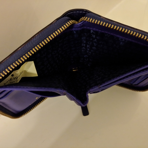 Wallet - Picture 3 of 4